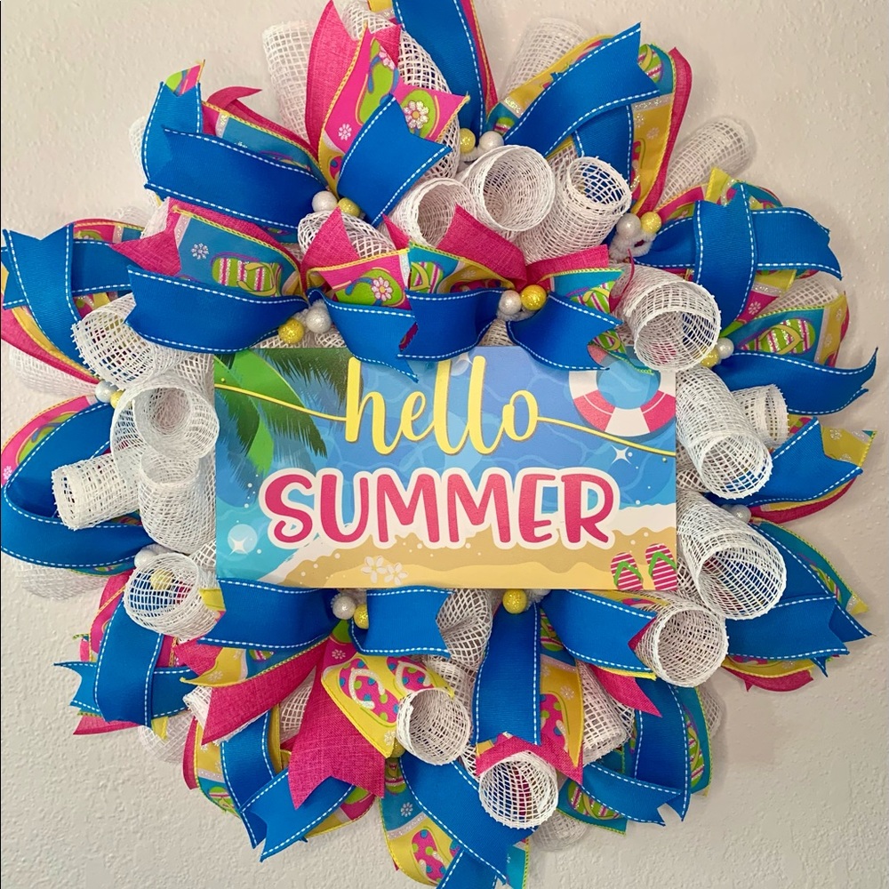 Deco mesh summer flip flop wreath, beach wreath, whimsical, front door decor
